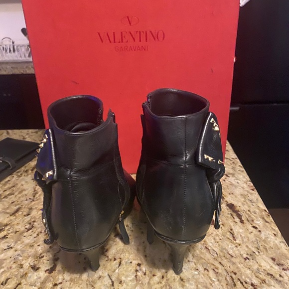 AUTHENTIC. Valentino Garavini boots. - Picture 2 of 3
